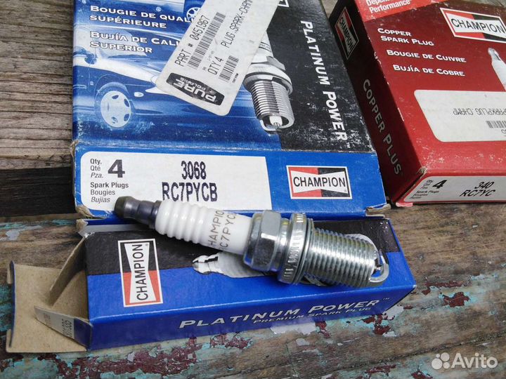 Оригинальная свеча зажигания Polaris Yamaha