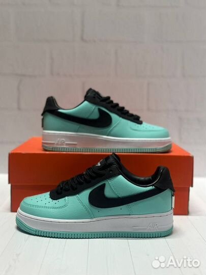 Tiffany & CO. x Nike Air Force 1 Low