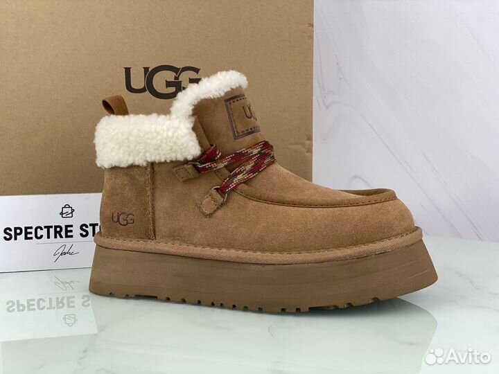 Ugg Funkarra Cabin Cuff на платформе