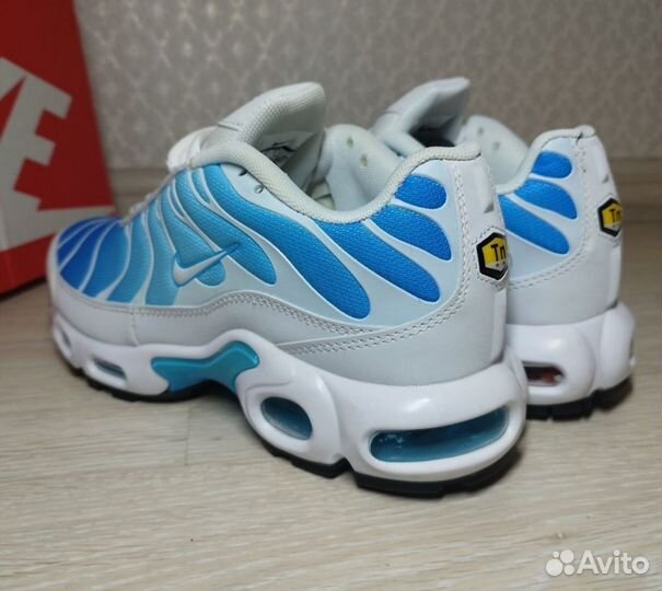 Кроссовки Nike air max plusTn