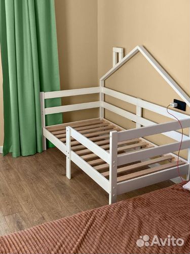 Кроватка для малыша из массива Терем Инк высокий б