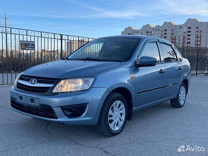 LADA Granta 1.6 МТ, 2015, 180 370 км