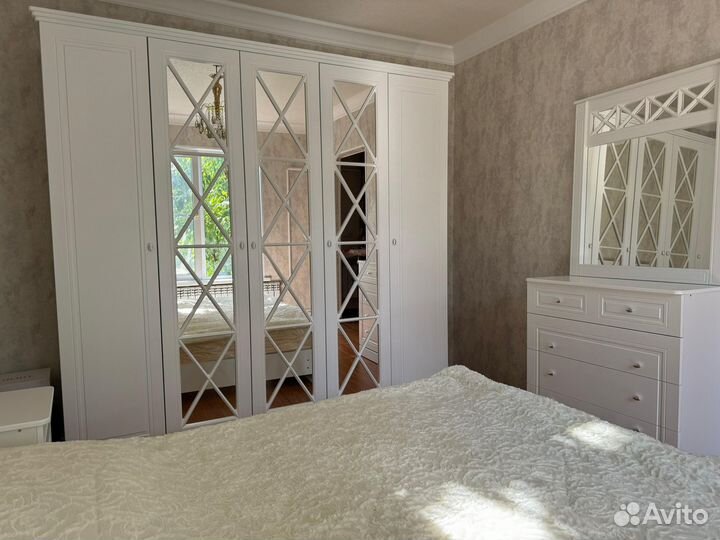 Спальная гарнитура