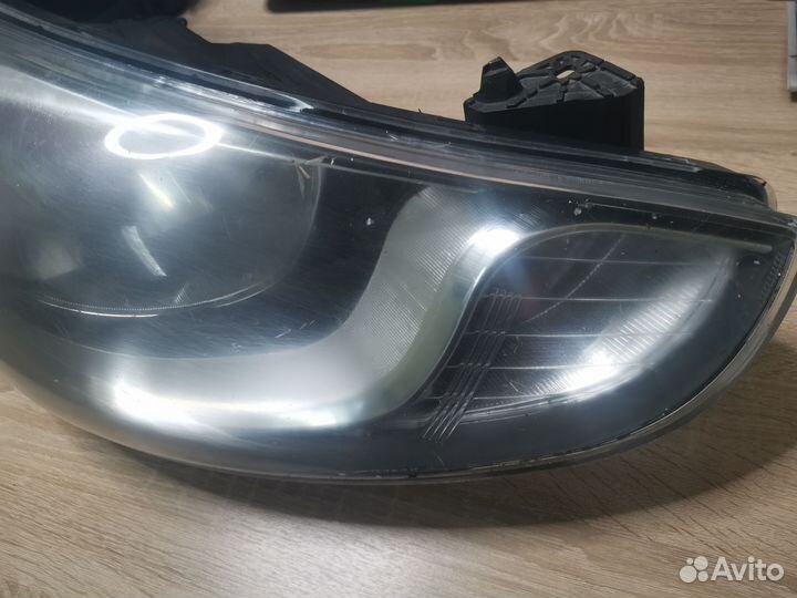 Фара правая hyundai solaris 2011