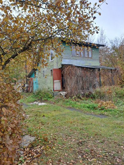 Дом 40 м² на участке 9,5 сот.