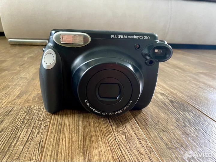 Фотоаппарат полароид Fujifilm