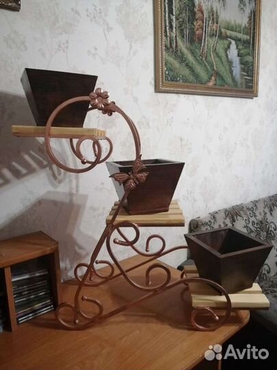 Подставка для цветов напольная