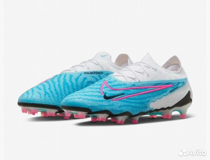 Футбольные бутсы nike phantom gx