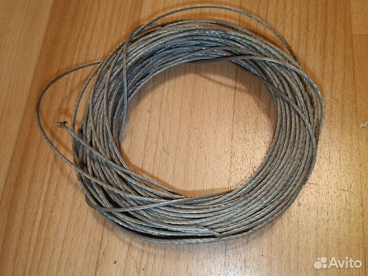 Трос стальной толщина 3мм, длинна 28 метров