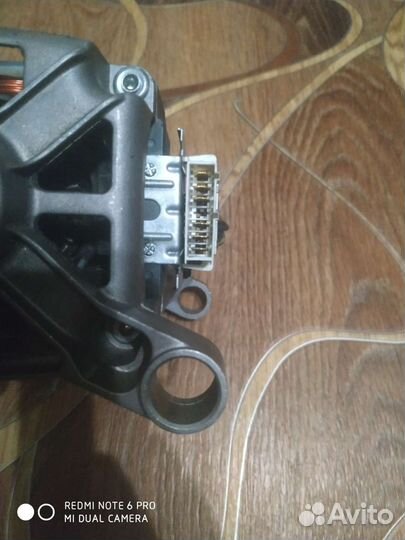 Стиральная машина запчасти Индезит Wils85