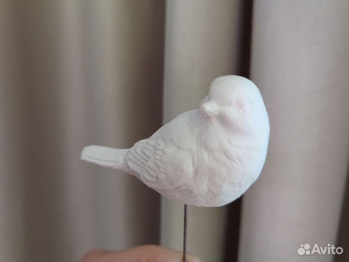 Фигурка птичка