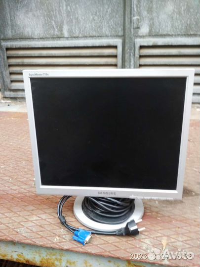 Монитор Samsung