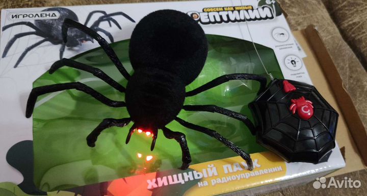 Игрушка новая паук на пульте ду