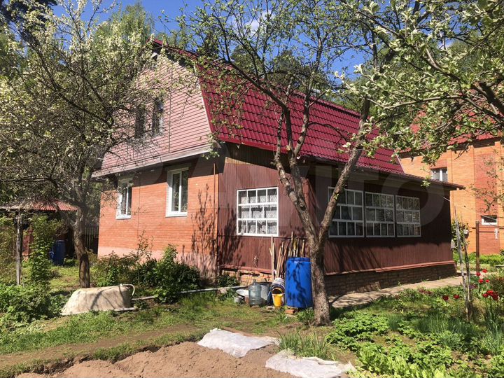 Дом 137,3 м² на участке 6,7 сот.