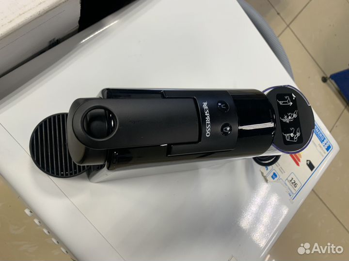 Кофеварка капсульная DeLonghi EN 85