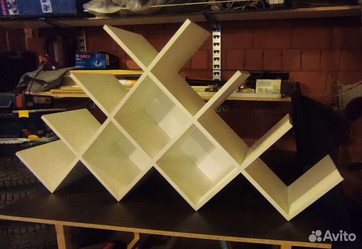 Полка настенная навесная