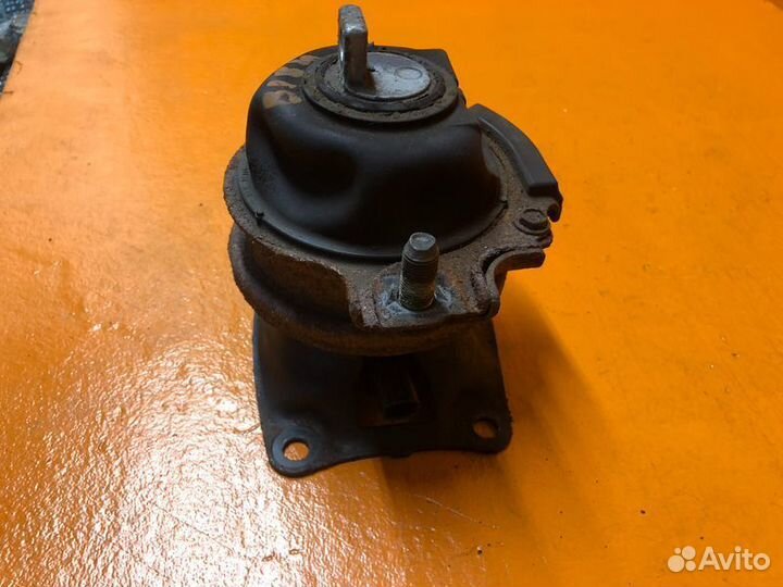 Подушка двигателя передняя Honda Crosstour 2010