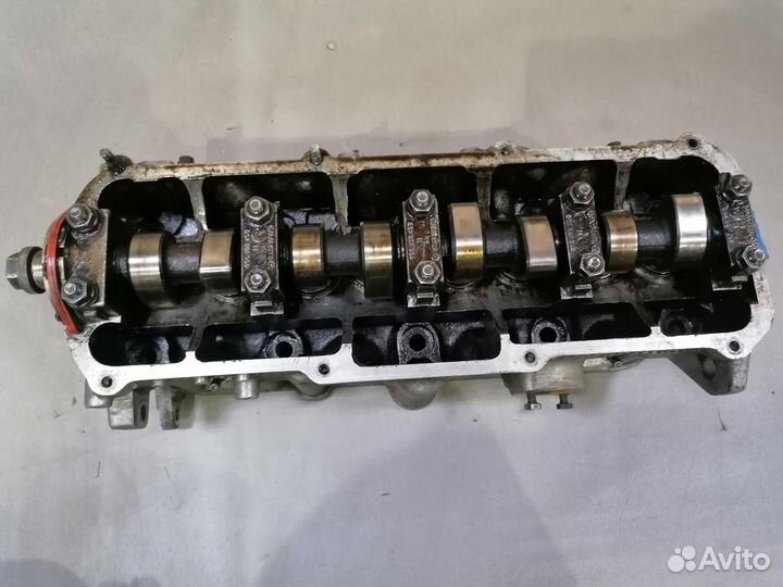 Головка блока цилиндров 1.8 SF VW Golf II 1983-199