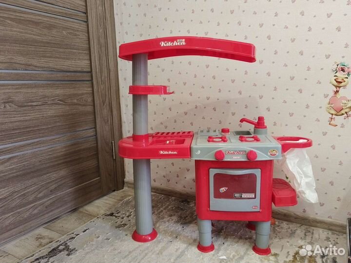 Кухня для девочек с посудой, кухня с аксессуарами