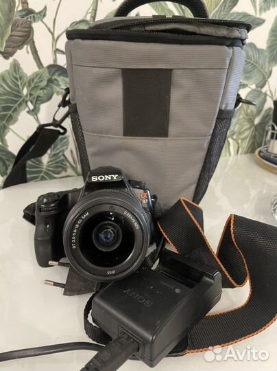 Зеркальный фотоаппарат