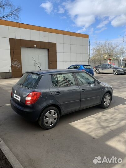 Skoda Fabia 1.6 AT, 2008, 201 000 км