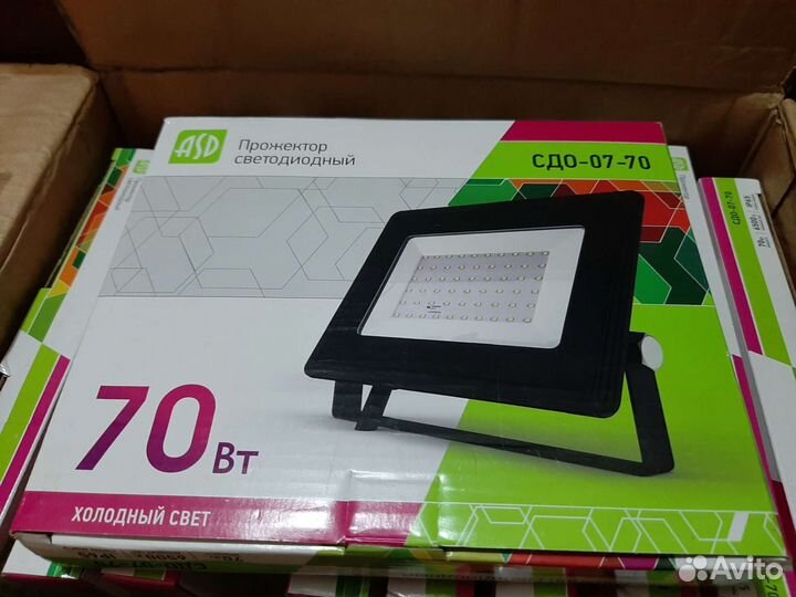 Светодиодные прожекторы 70Вт