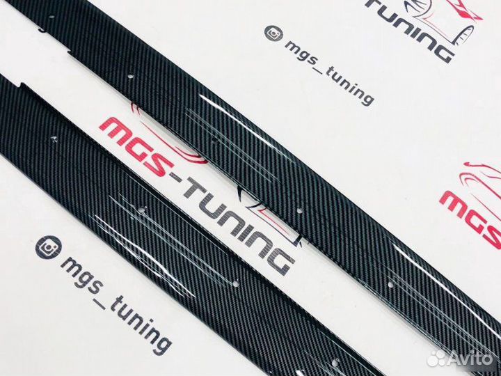 Лезвия порогов BMW 3 F30 M-Perfomance под карбон