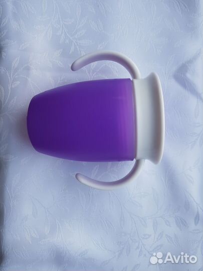 Слюнявчики, баночки/поильники, памперсы