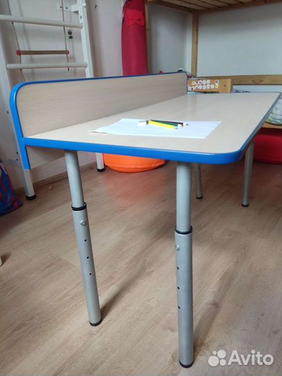 Детский стол