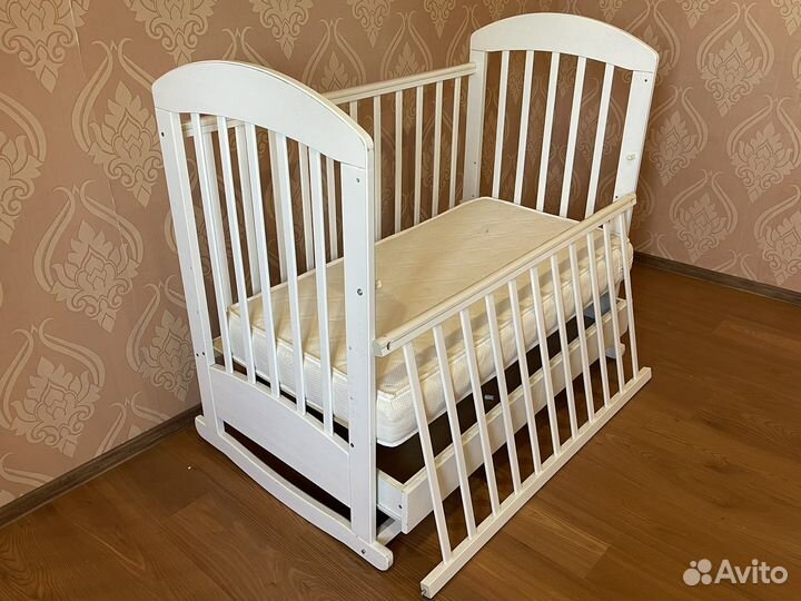 Детская кровать качалка