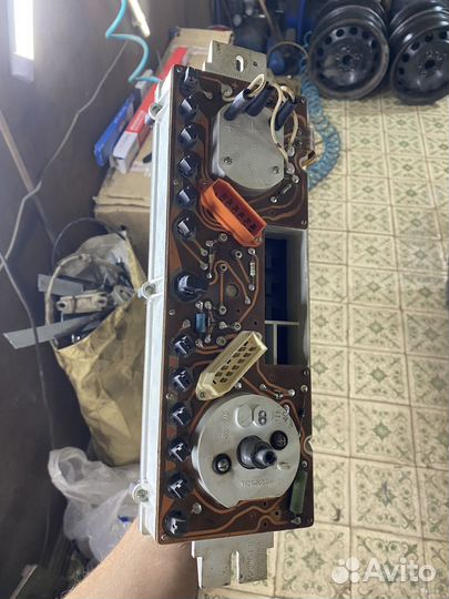 Щиток приборов ваз 21213