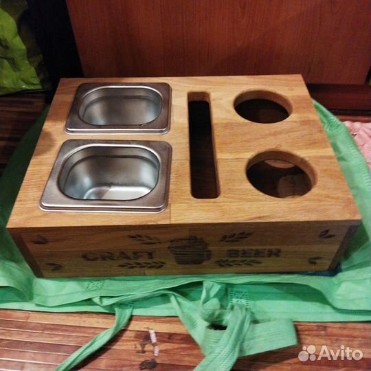 Пивница, Пивной столик, Поднос для пива и закусок