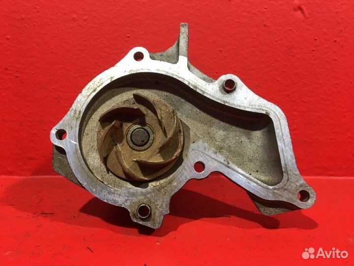 Помпа Ford Focus 1 fydb 1.6 бензин 2001