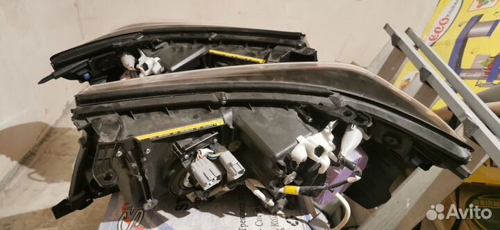 Фары на toyota land cruiser 200 передние