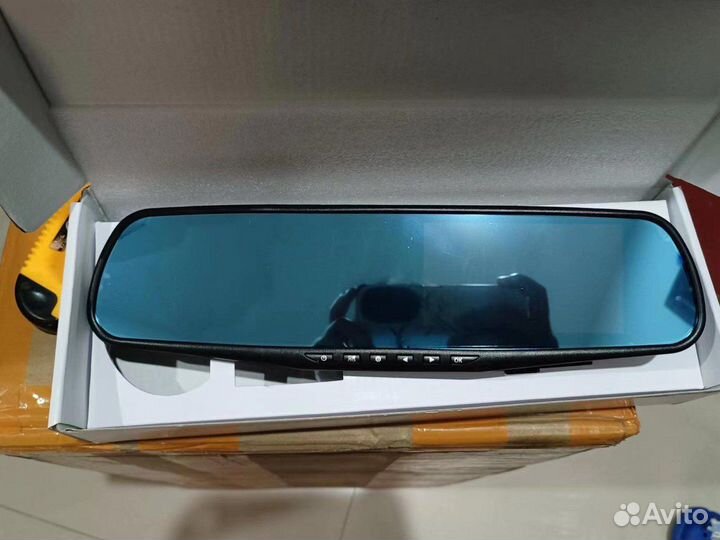 Видеорегистратор зеркало с камерой заднего вида