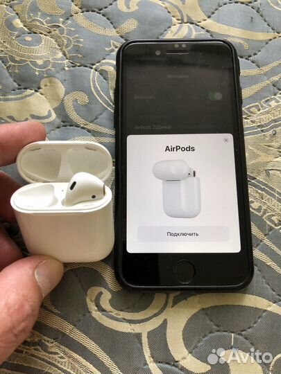 Кейс для Airpods 2 с наушником
