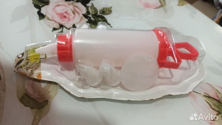 Кондитерский шприц с насадками