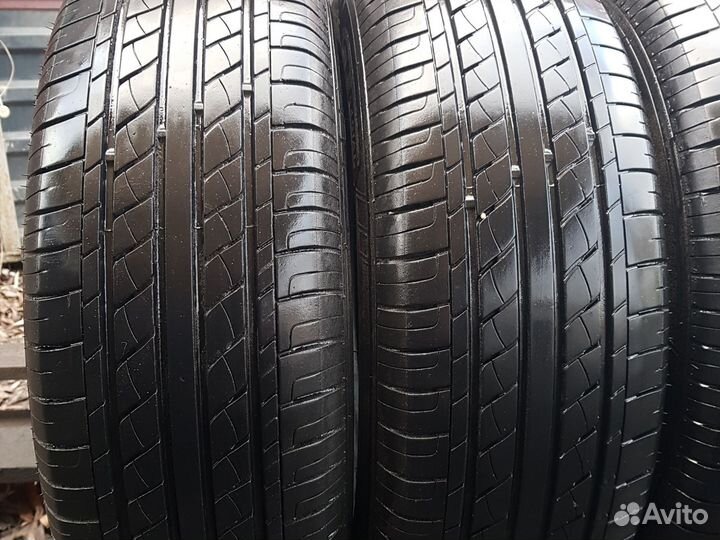 GT Radial Champiro VP1 215/65 R16