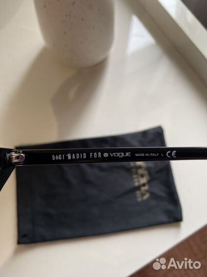 Солнцезащитные очки женские vogue