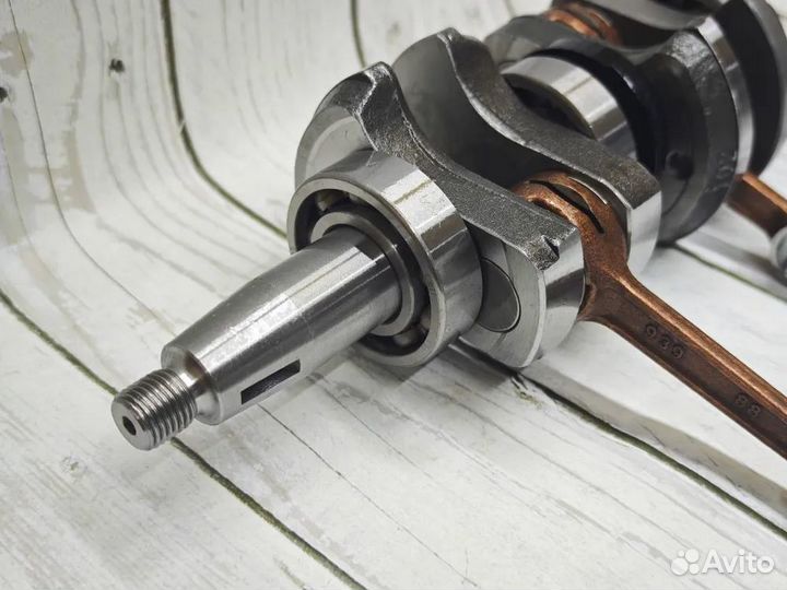 Коленчатый вал в сборе для Suzuki DT9.9-15 (2Т) 12