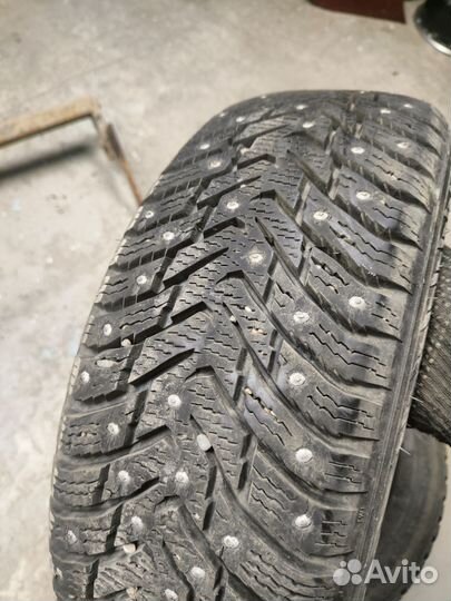 Nokian Tyres Hakkapeliitta 8 185/60 R15
