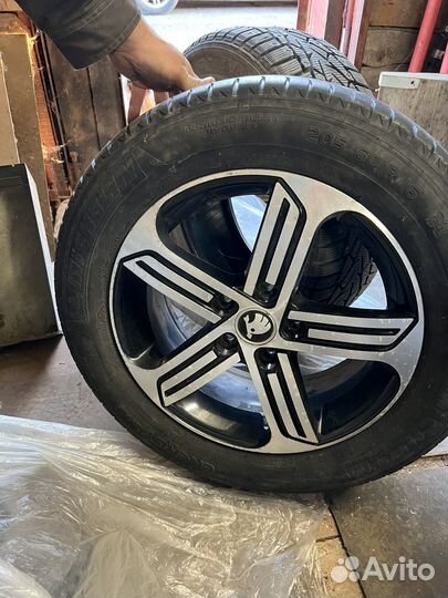 R16 Michelin Energy Saver 205/60, PCD 5x100 DIA 10