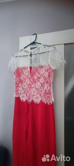 Комбинезон женский красный