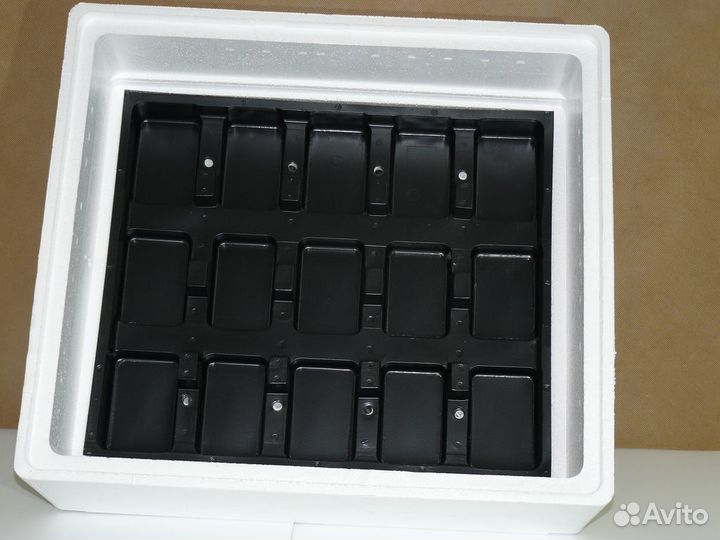 Инкубатор Умная наседка 63 яйца