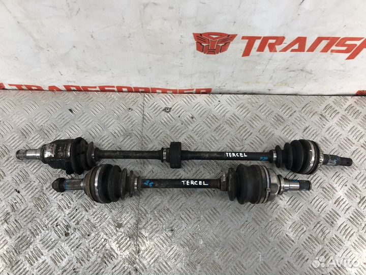 Привод, полуось правый Toyota Tercel