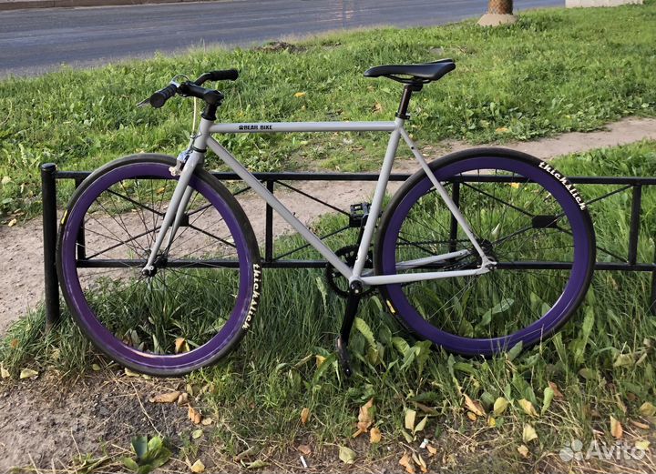 Велосипед Bearbike сингспид фикс