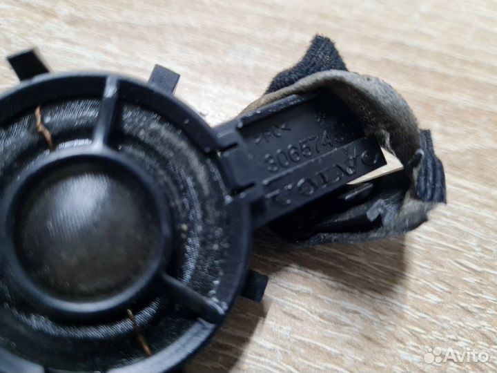 Динамик dynaudio Volvo S80 B8444S 2010