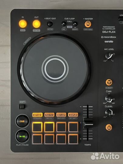 Dj контролер Pioneer DDJ-FLX4