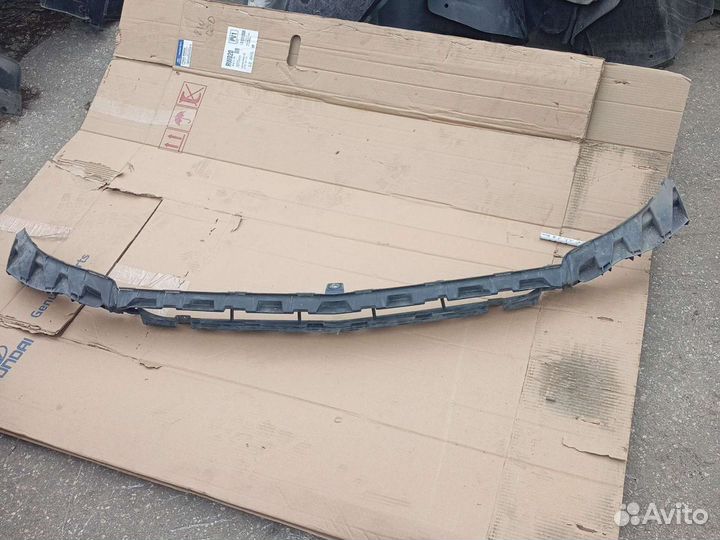 Кронштейн переднего бампера Mercedes E W213