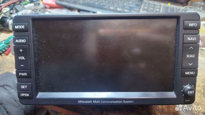 Магнитола на mitsubishi pajero 4
